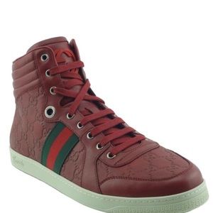 Red Gucci sneaker hardly worn in box